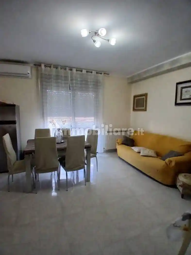 Trilocale viale dei Conti Falluc 70, Santa Maria, Catanzaro - foto 2