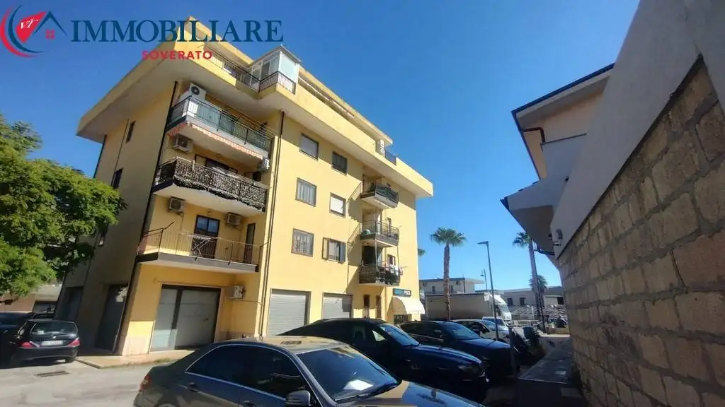Quadrilocale largo Fratelli Bandiera 3, Marina Di Davoli, Davoli - foto 3