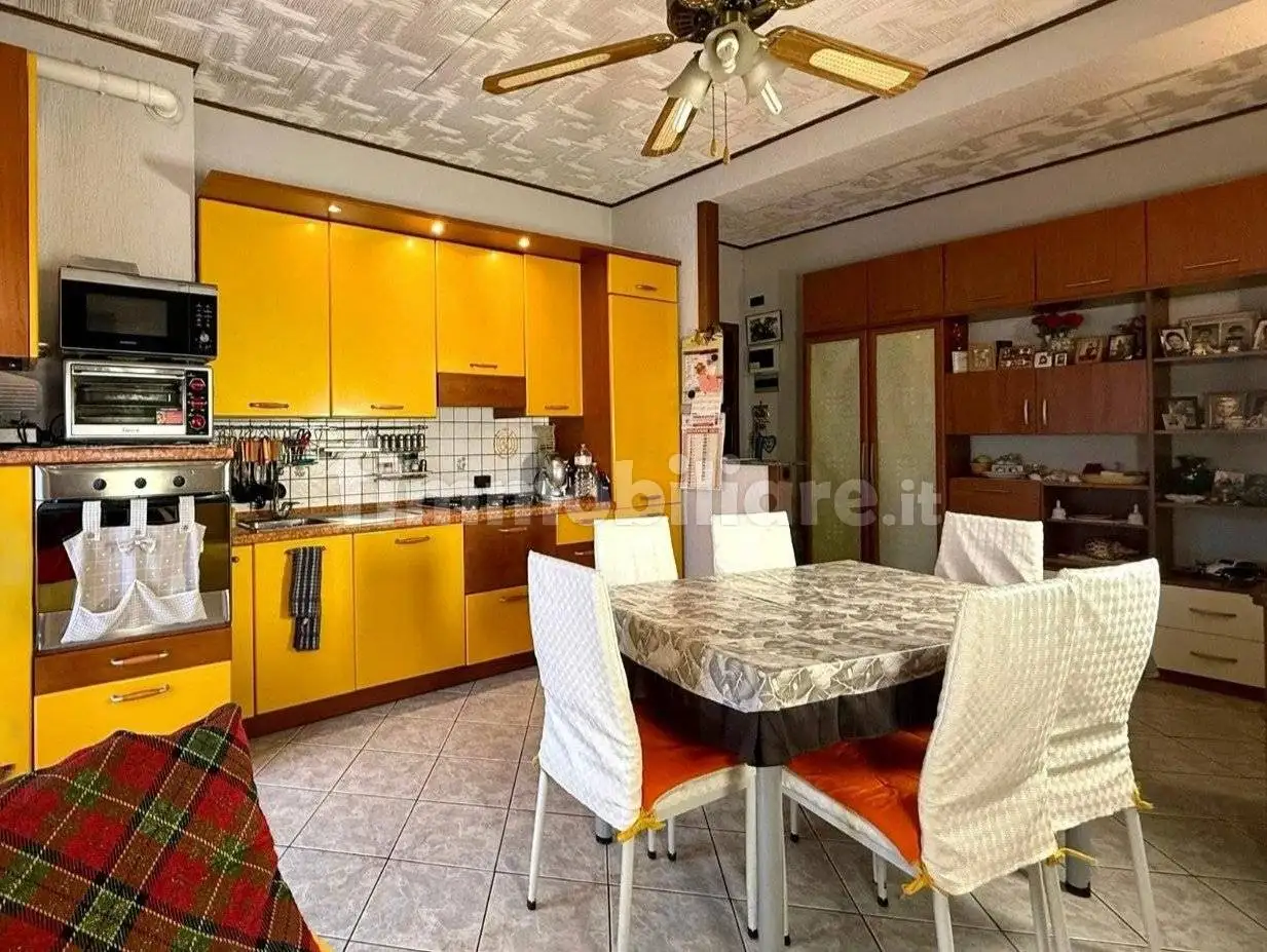 Appartamento in vendita a Seregno