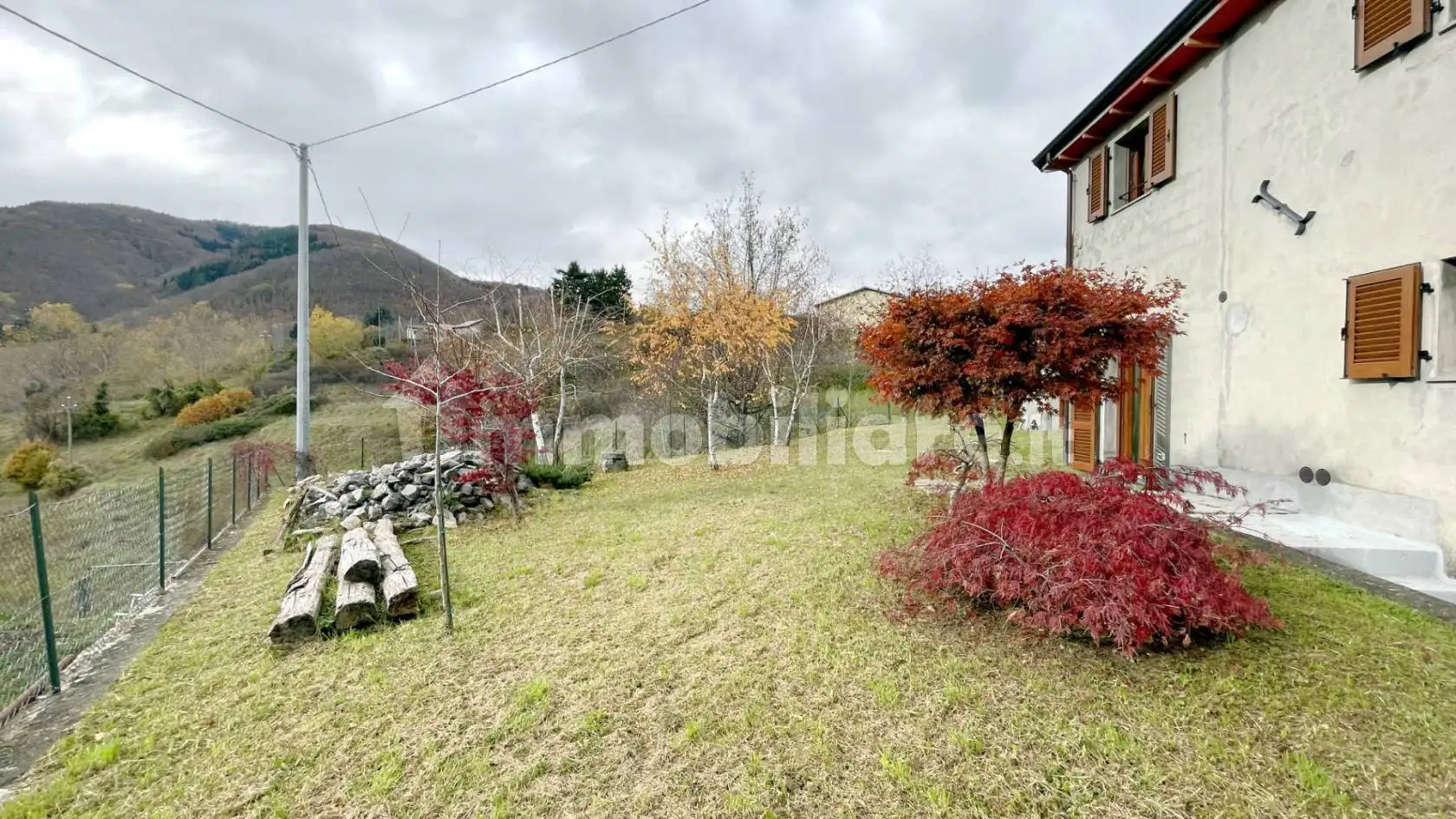 Terratetto plurifamiliare Localita' Croce Di Stazzana Colle, Castelnuovo di Garfagnana - foto 5