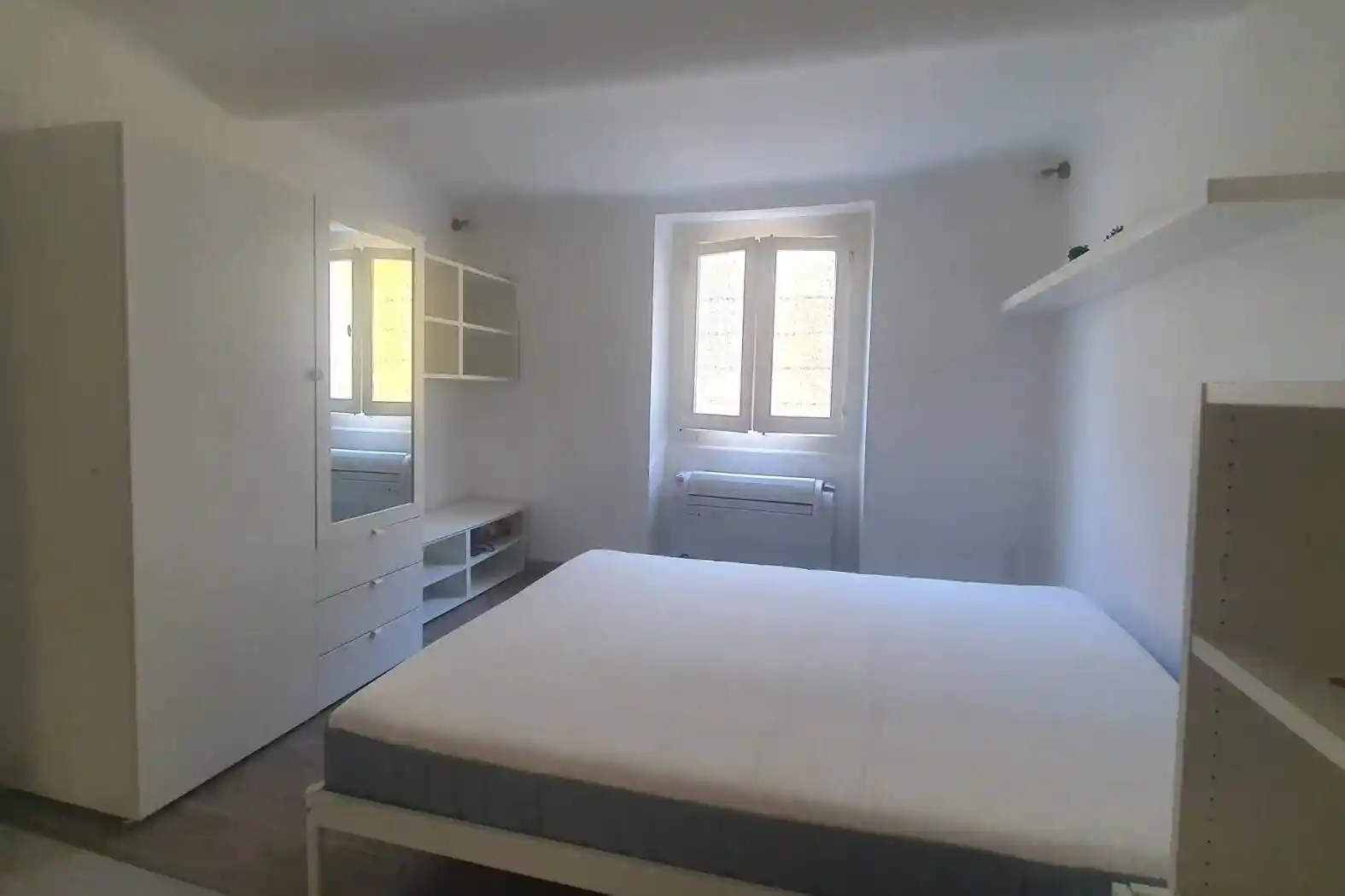 Monolocale Vico Salvaghi 1, Maddalena, Genova - foto 3