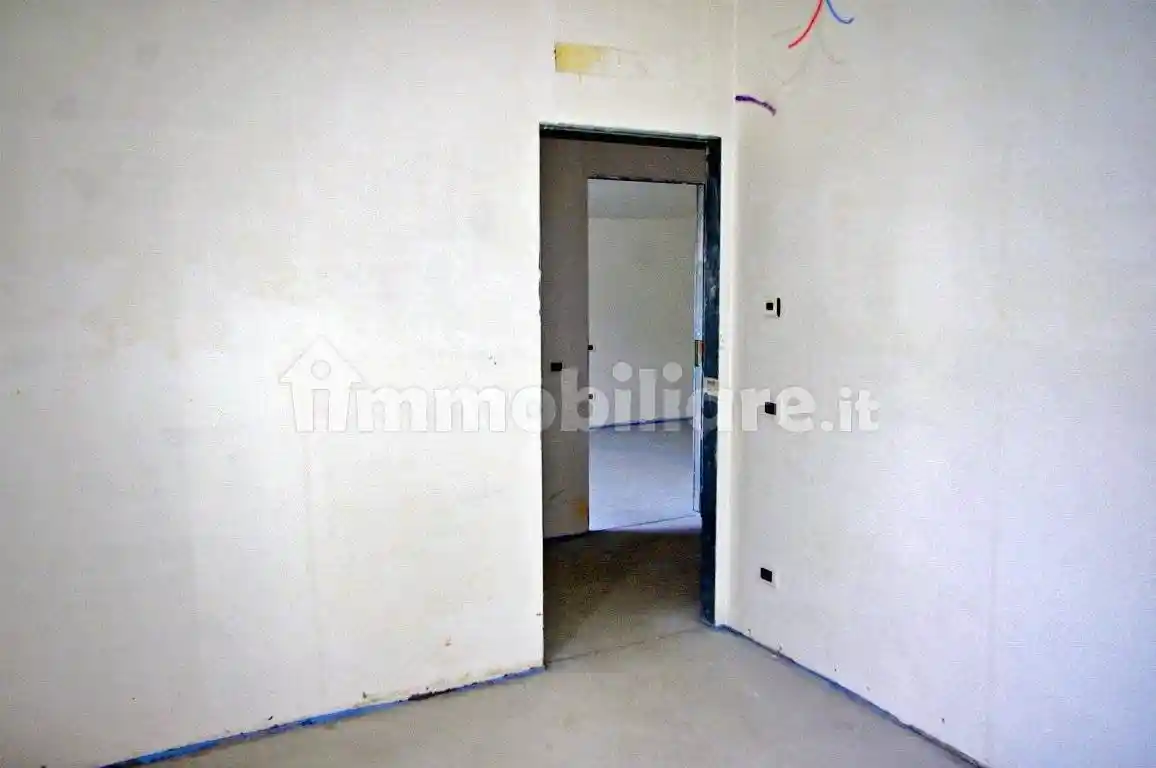Trilocale nuovo, primo piano, Casorate Sempione - foto 5