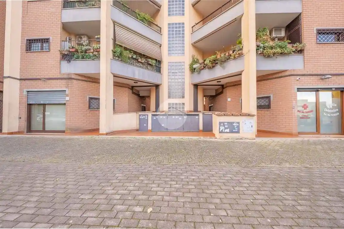 Quadrilocale via Riccardo Billi 10, Anagnina, Roma - foto 3