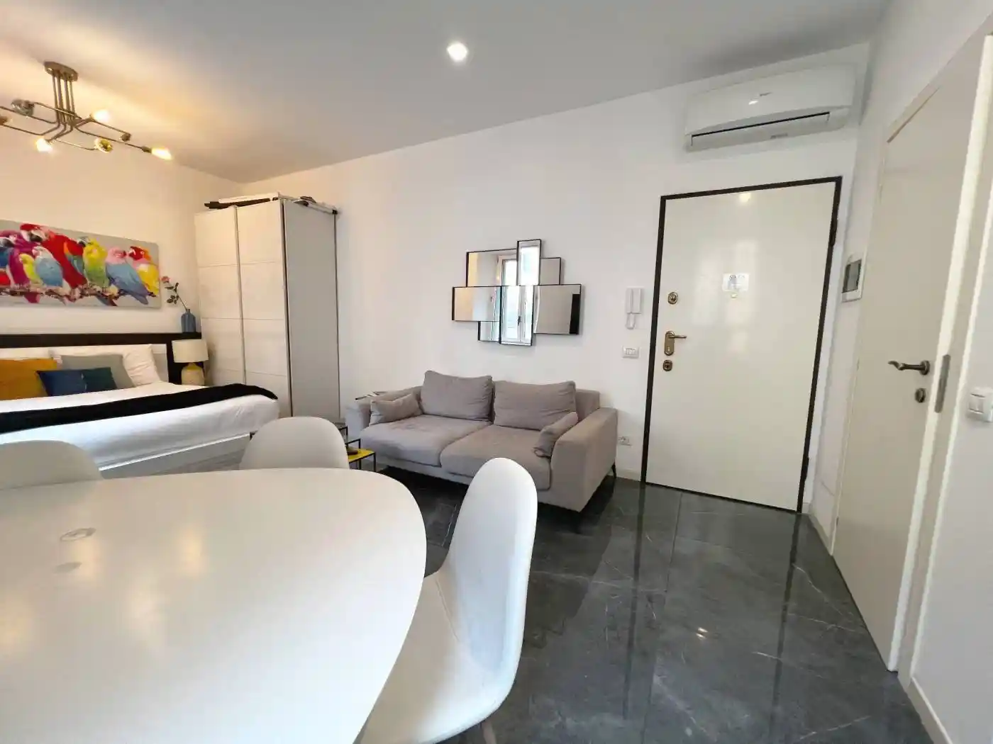 Monolocale via Lazzaro Palazzi 2, Porta Venezia, Milano - foto 5