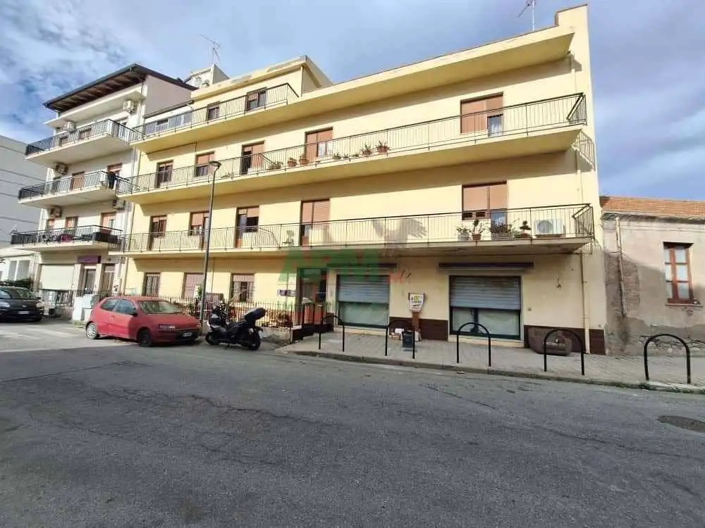 Palazzo - Edificio in vendita a Reggio Calabria