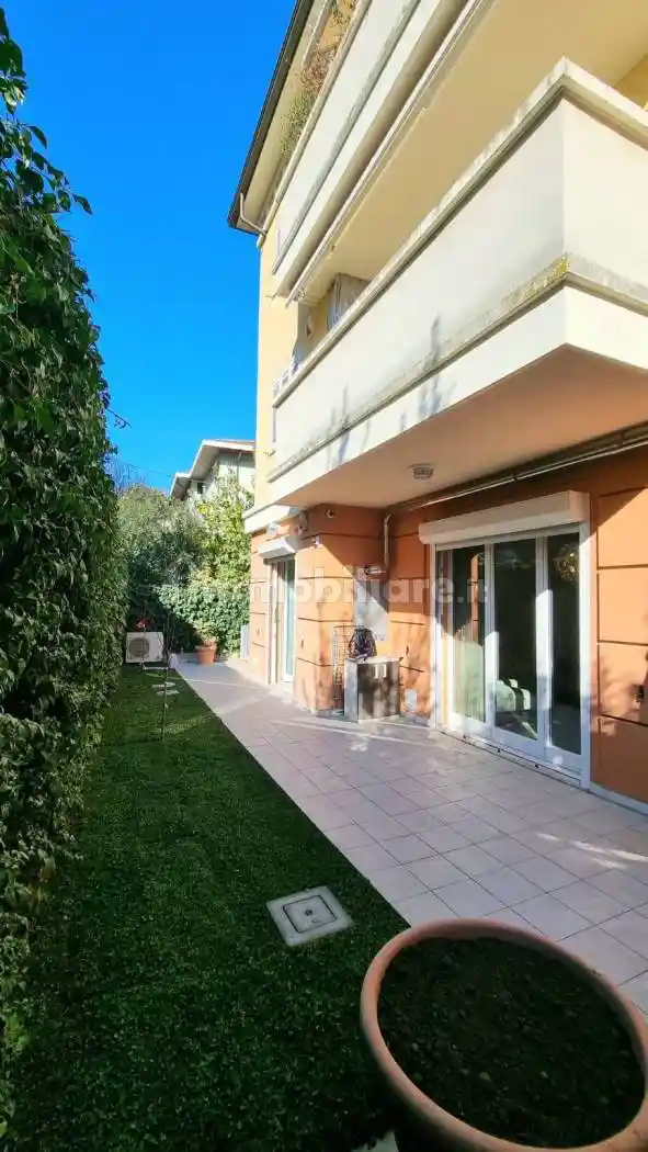 Trilocale viale Nazario Sauro 27, Marina Centro, Rimini - foto 2