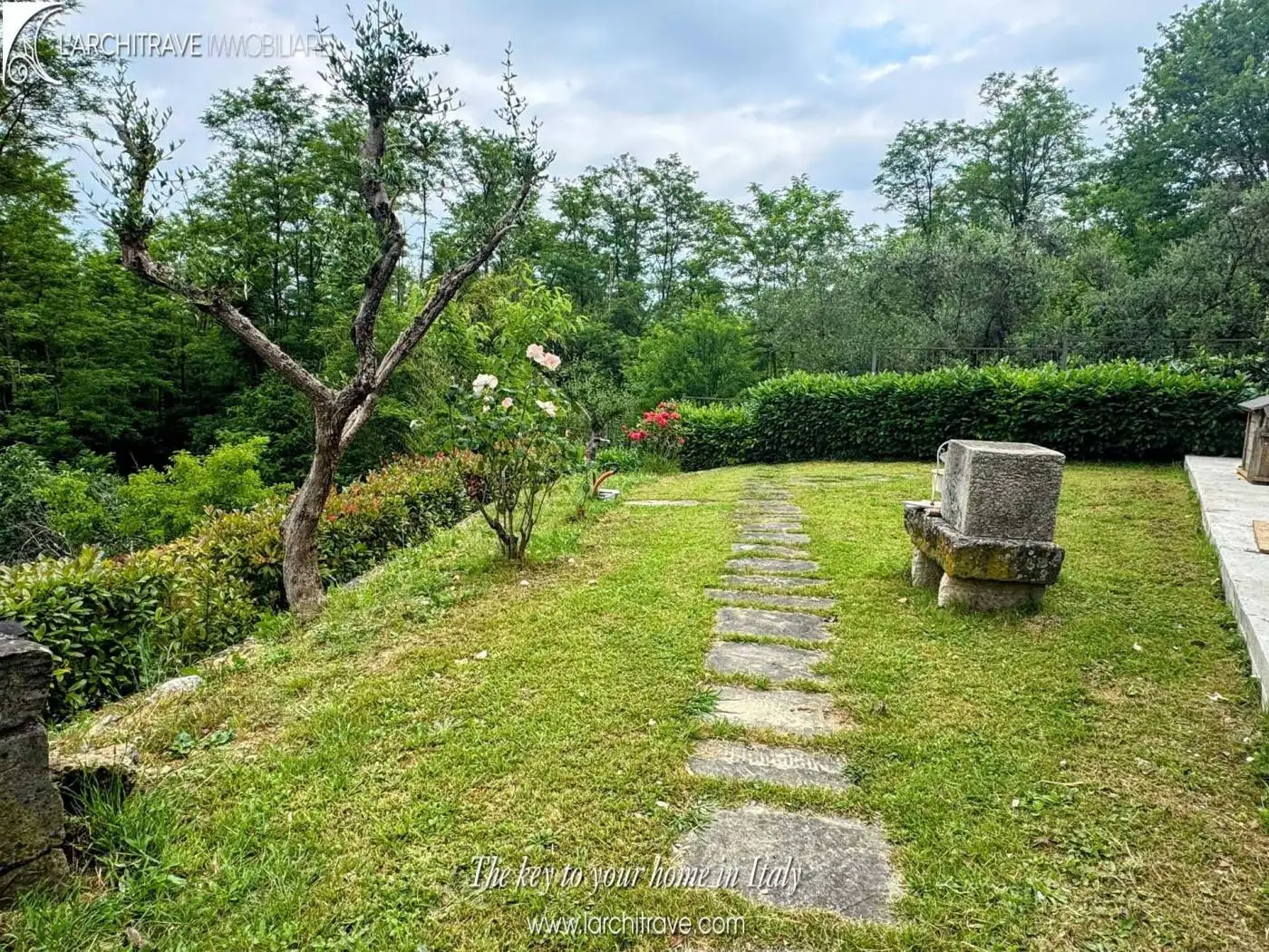 Villa unifamiliare, ottimo stato, 326 m², Aulla - foto 2