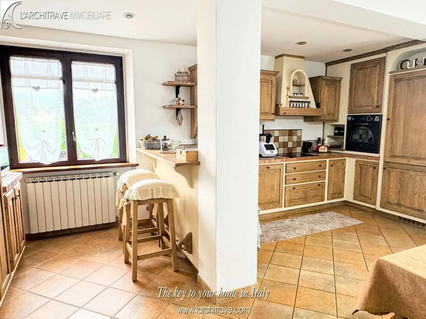 Villa unifamiliare, ottimo stato, 326 m², Aulla - foto 4