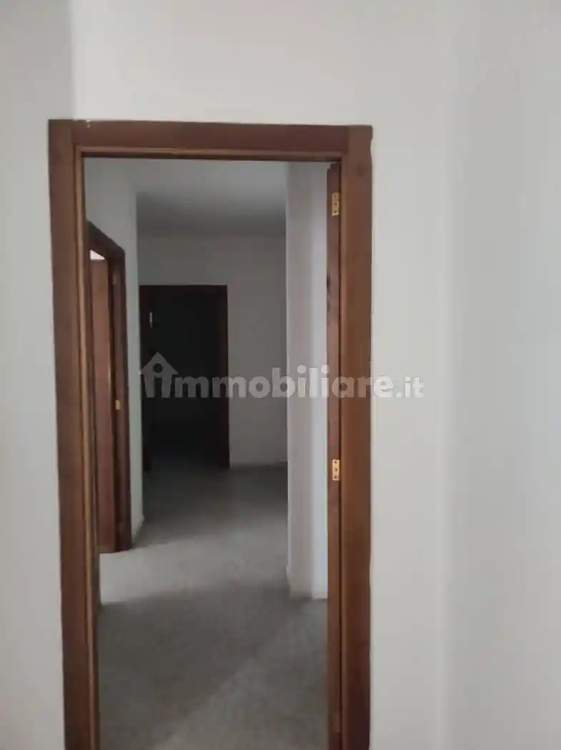 Trilocale via Giuseppe Garibaldi 24, Centro, Carmiano - foto 4