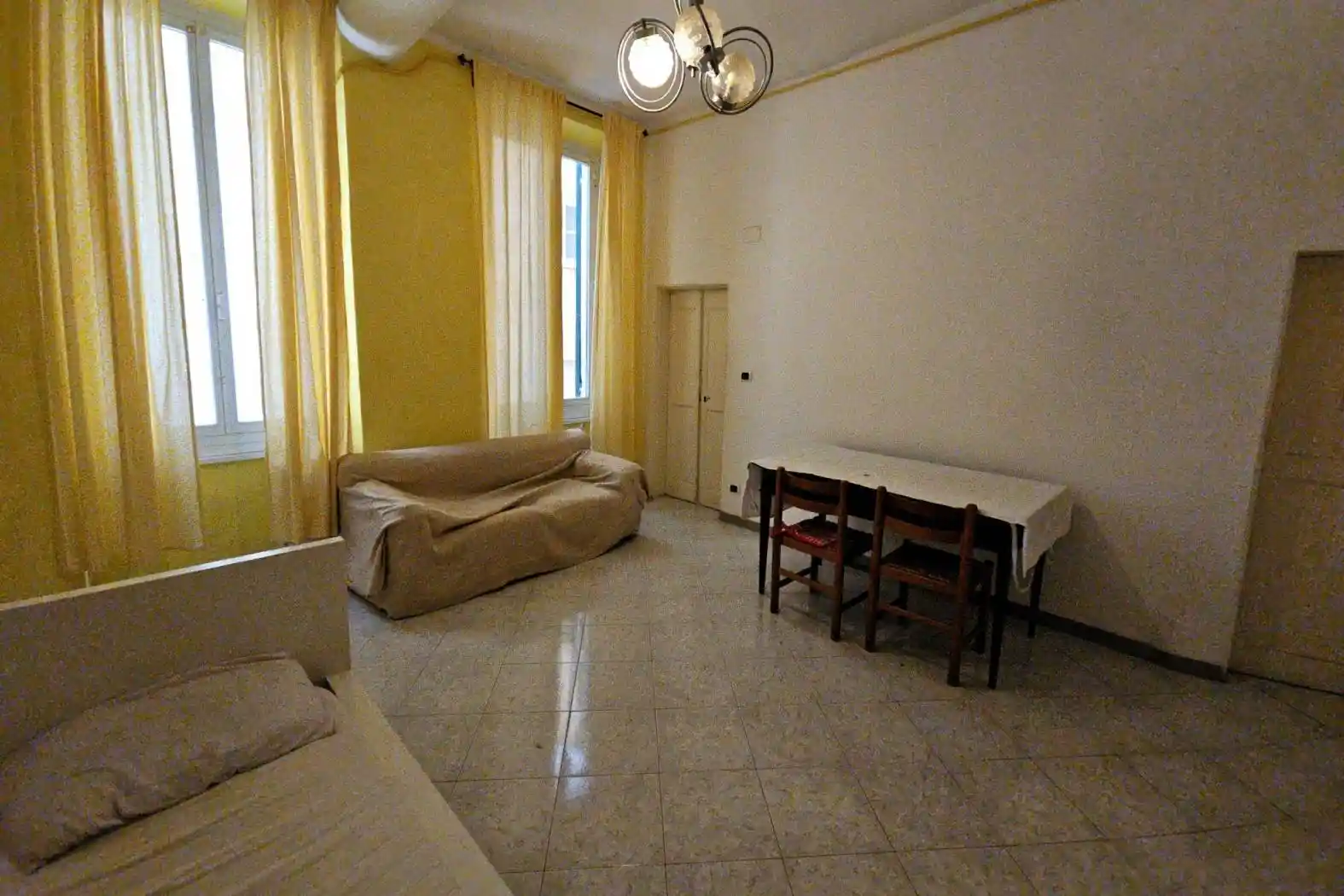 Quadrilocale piazzetta San Carlo 1, Prè, Genova - foto 3