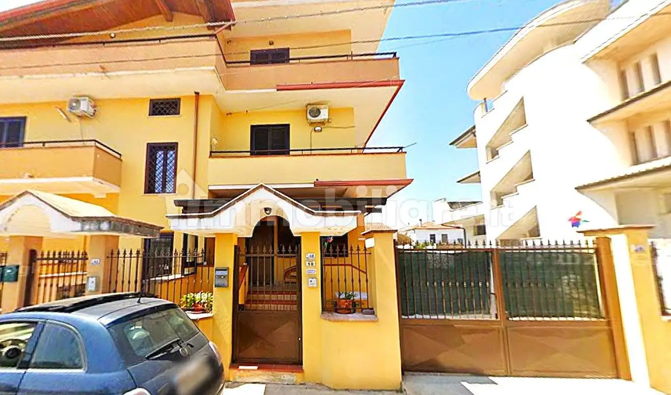 Appartamento in vendita a Cellole