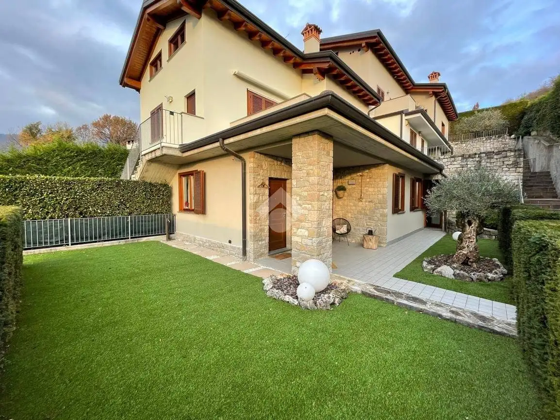 Appartamento in vendita a Ponteranica