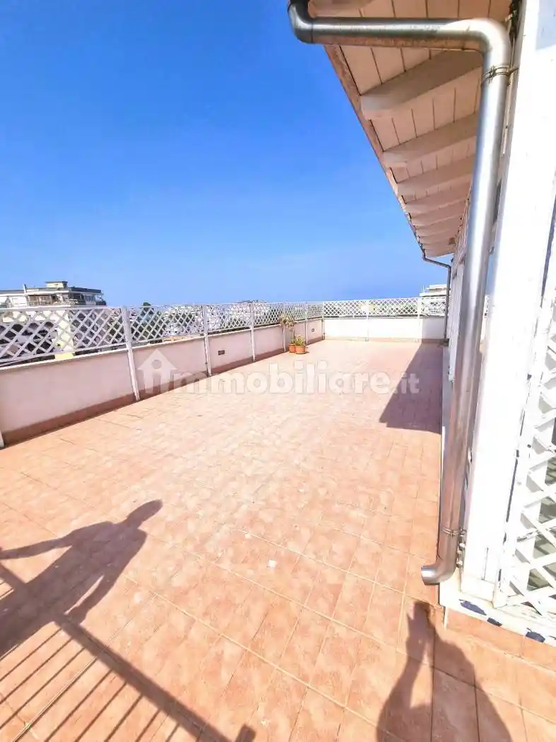 Attico via Piero Gobetti 28, Via Venezia - Lungofiume Paolucci, Pescara - foto 2