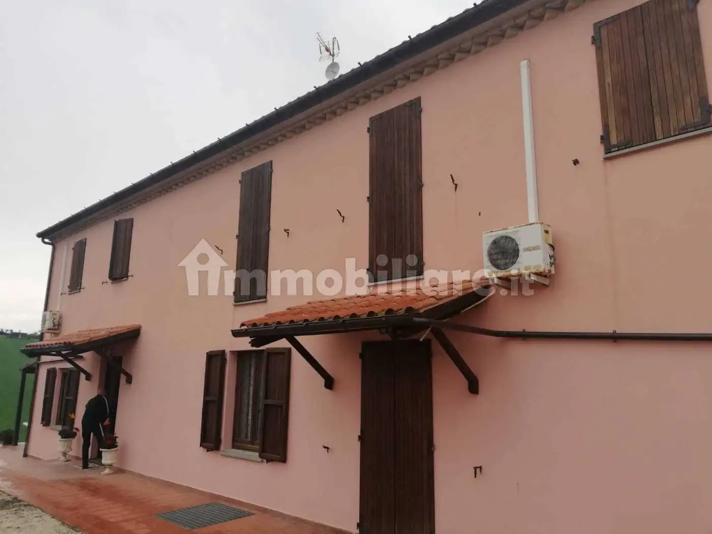 Villa in vendita a Jesi