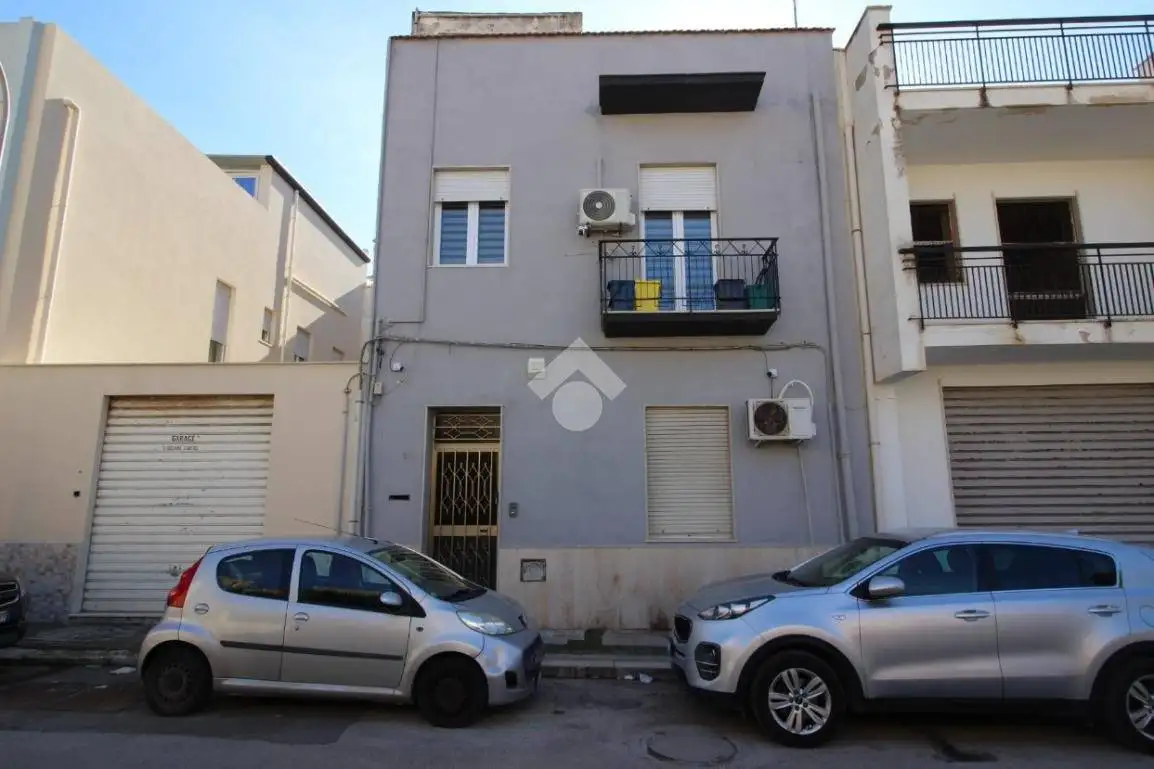 Appartamento in affitto a Erice