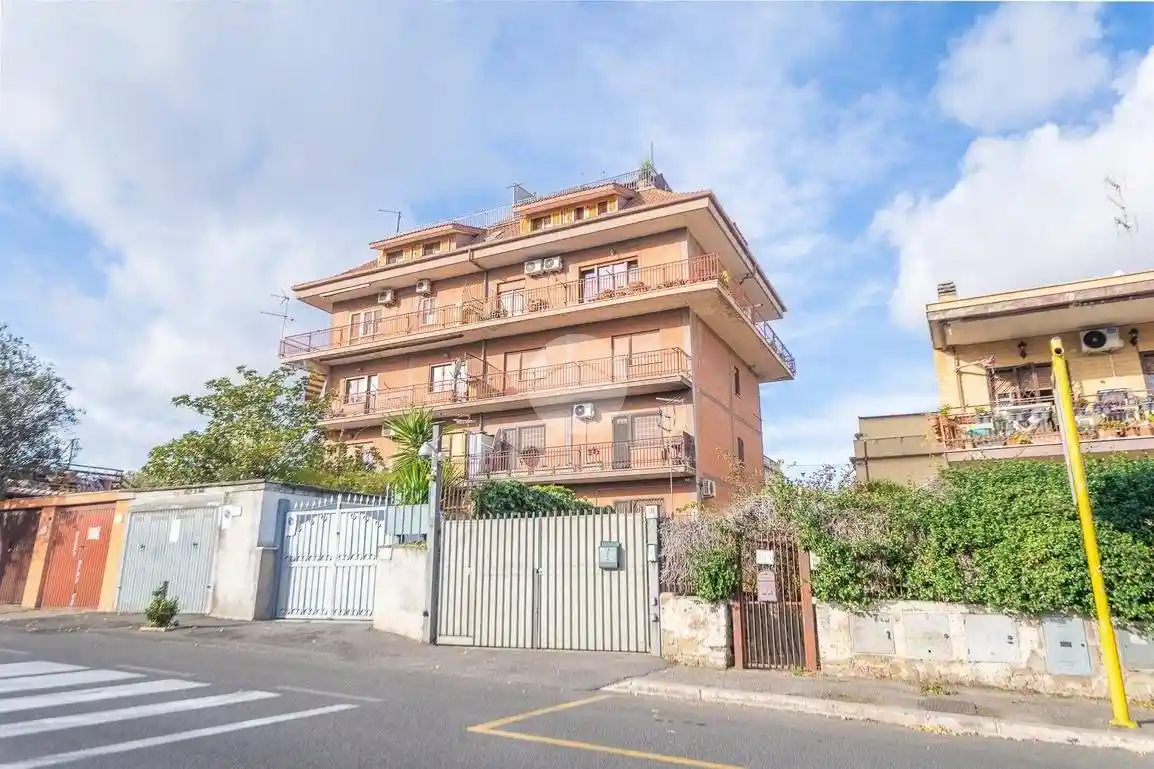 Quadrilocale via Eugenio Florian 53, Romanina, Roma - foto 2