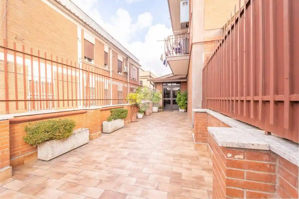 Quadrilocale via Eugenio Florian 53, Romanina, Roma - foto 4
