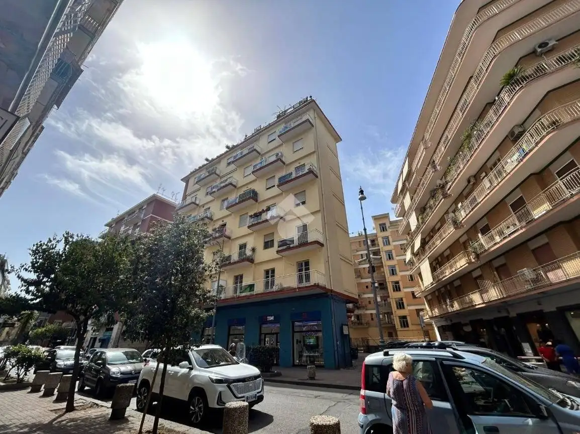 Appartamento in vendita a Salerno