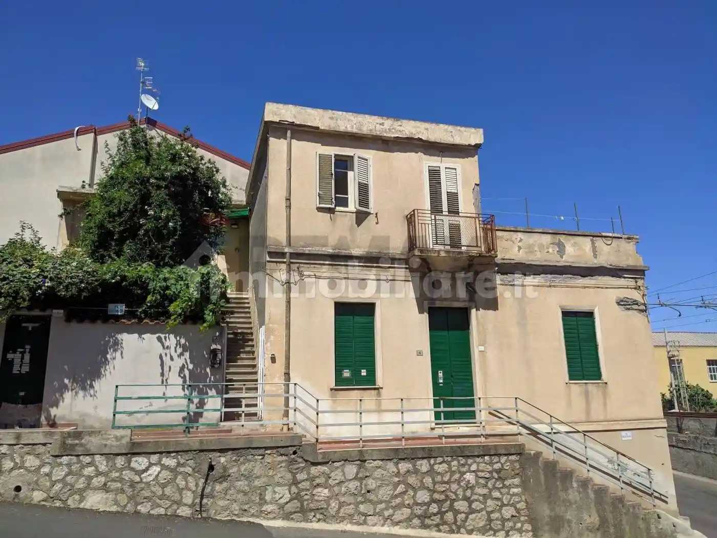 Casa indipendente in vendita a Santa Teresa di Riva