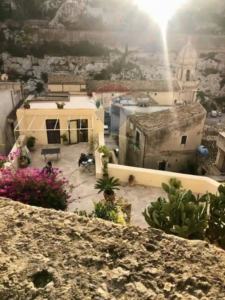 Casa indipendente in vendita a Scicli