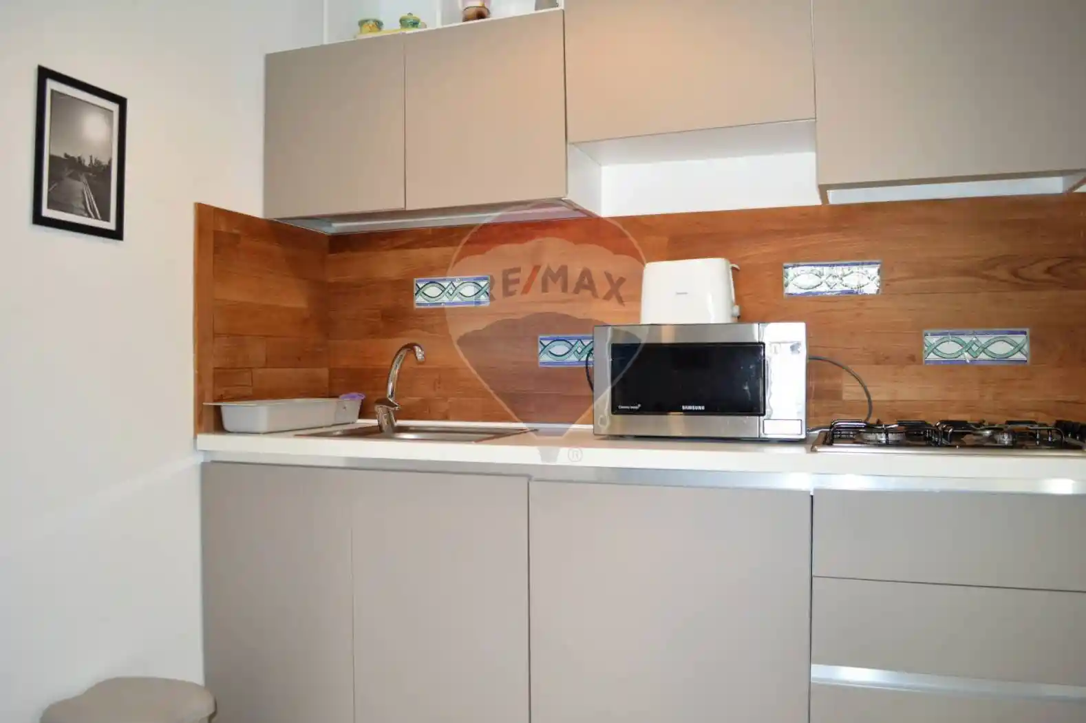 Bilocale Vico Tre Regine 56, Quartieri Spagnoli, Napoli - foto 5