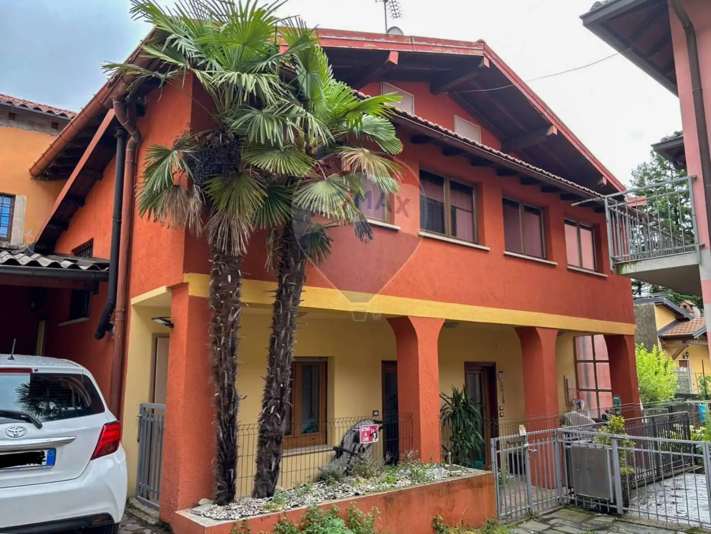 Casa indipendente in vendita a Viggiù