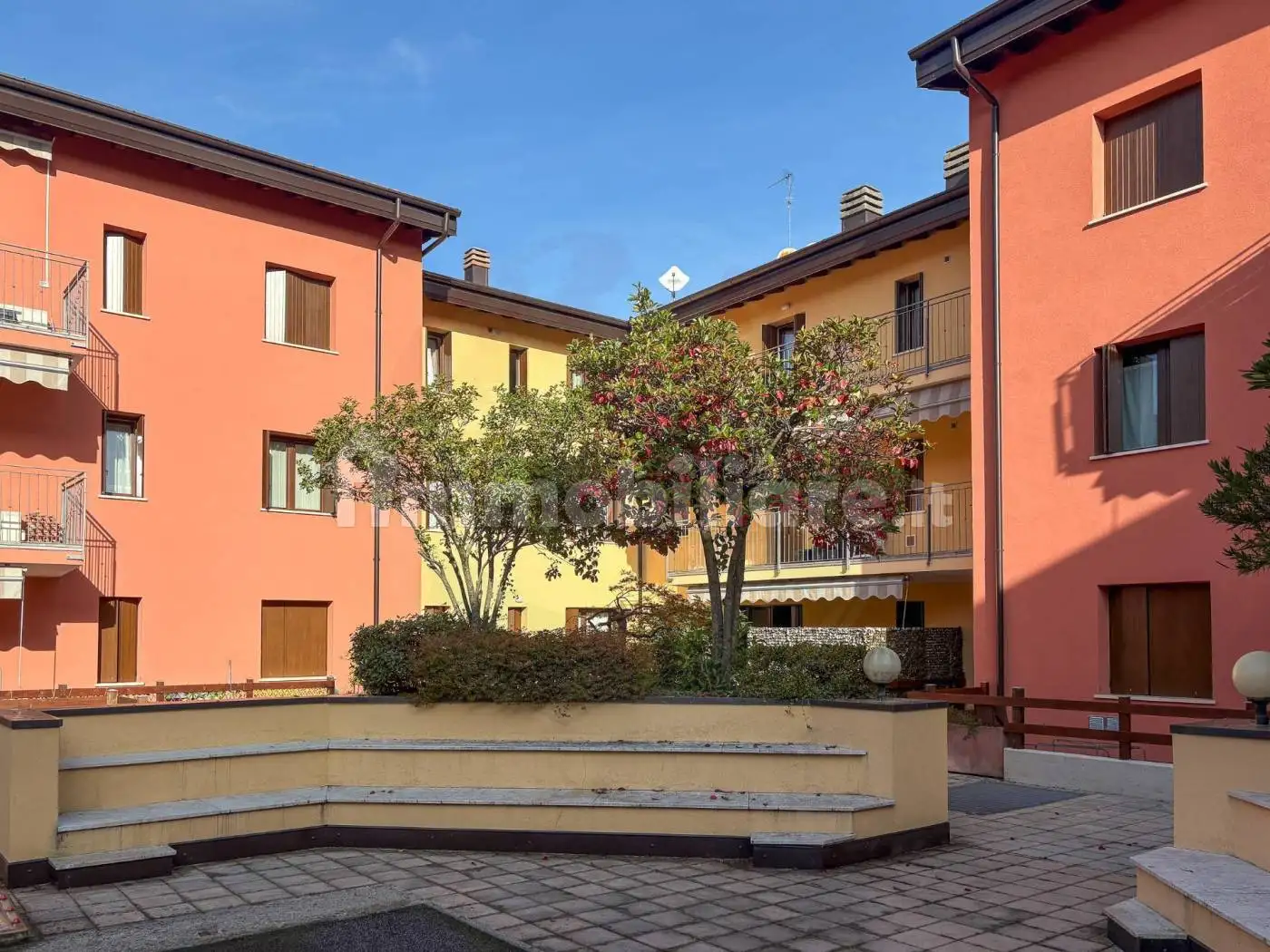 Bilocale via Liguria 24, Centro, Cologne - foto 2