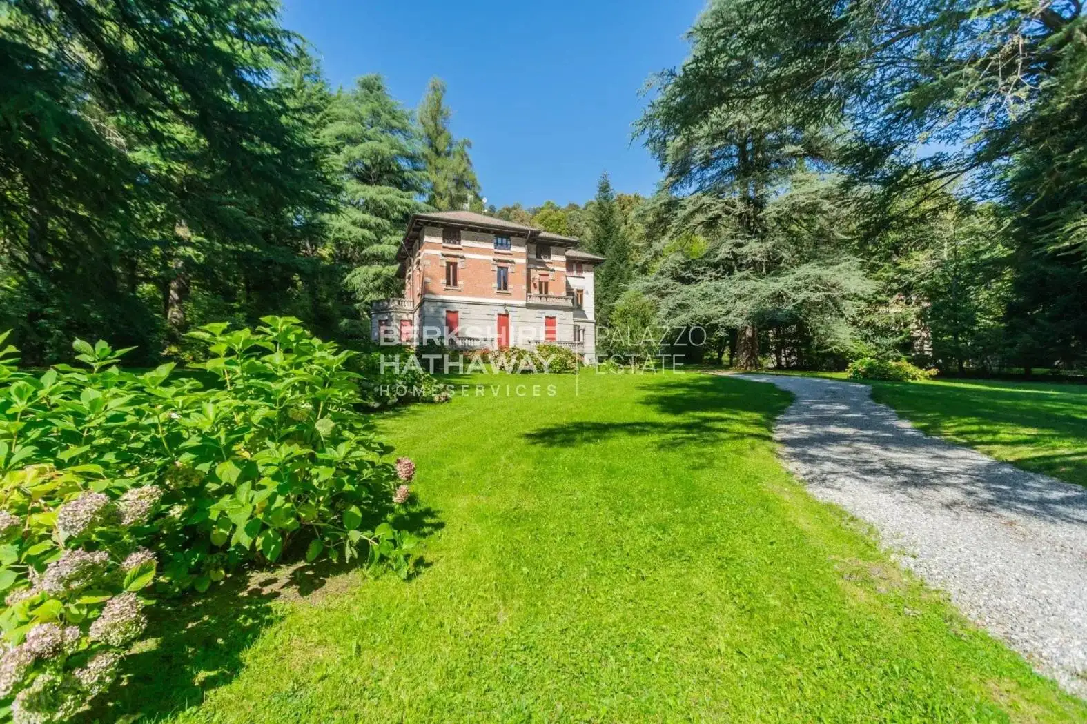 Bilocale viale Guglielmo Poletti, 7, Lanzo D'Intelvi, Alta Valle Intelvi - foto 2