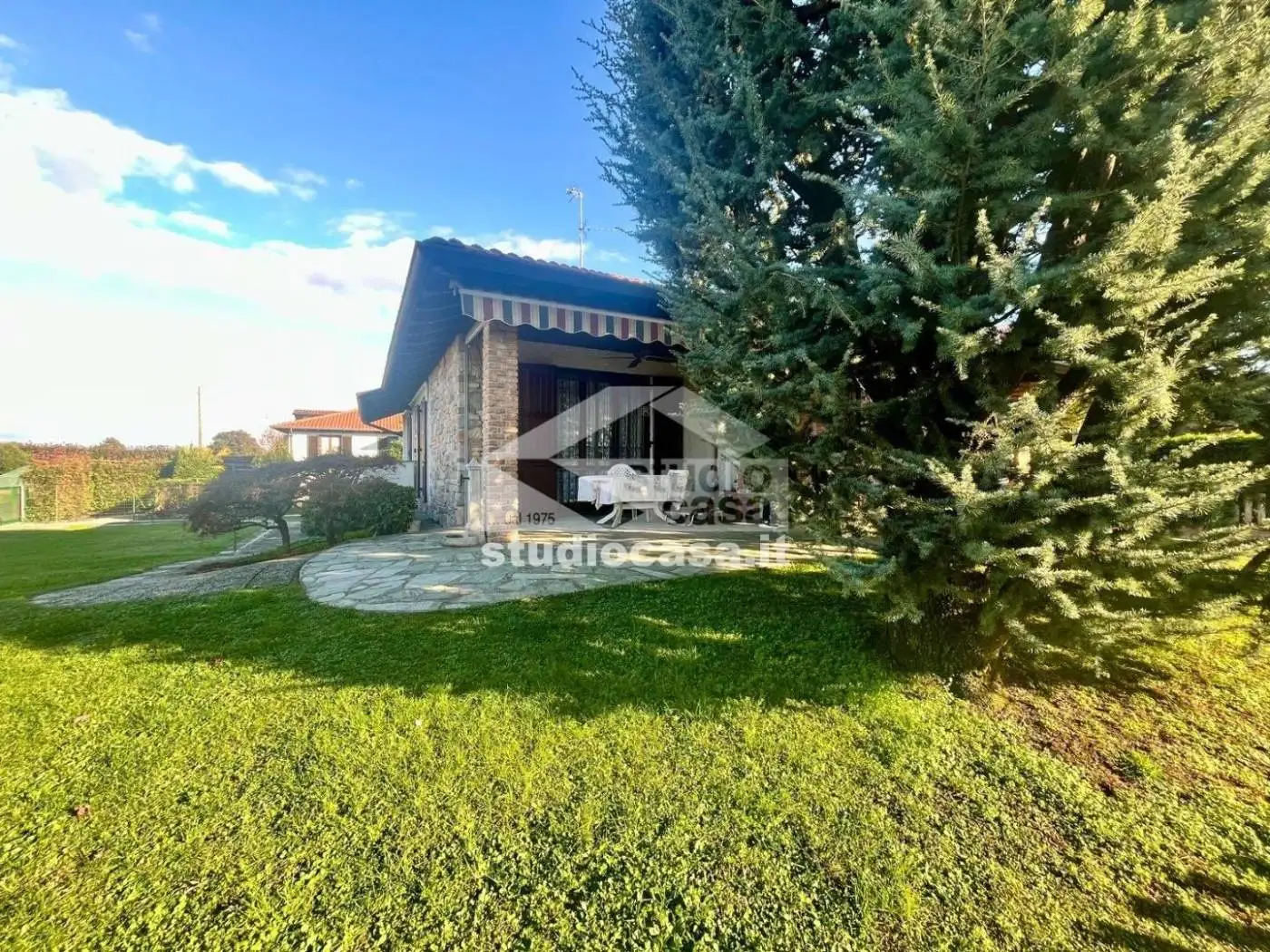 Villa in vendita a Casirate d'Adda