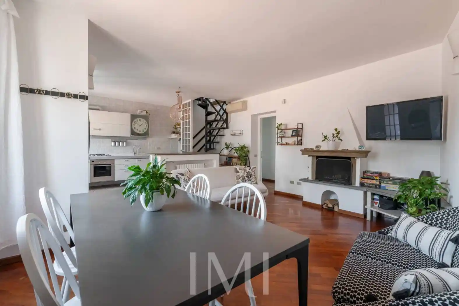 Quadrilocale via Conchetta 8, Ascanio Sforza, Milano - foto 4