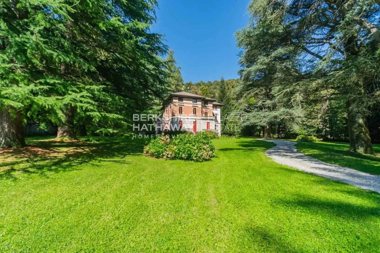 Appartamento in vendita a Alta Valle Intelvi