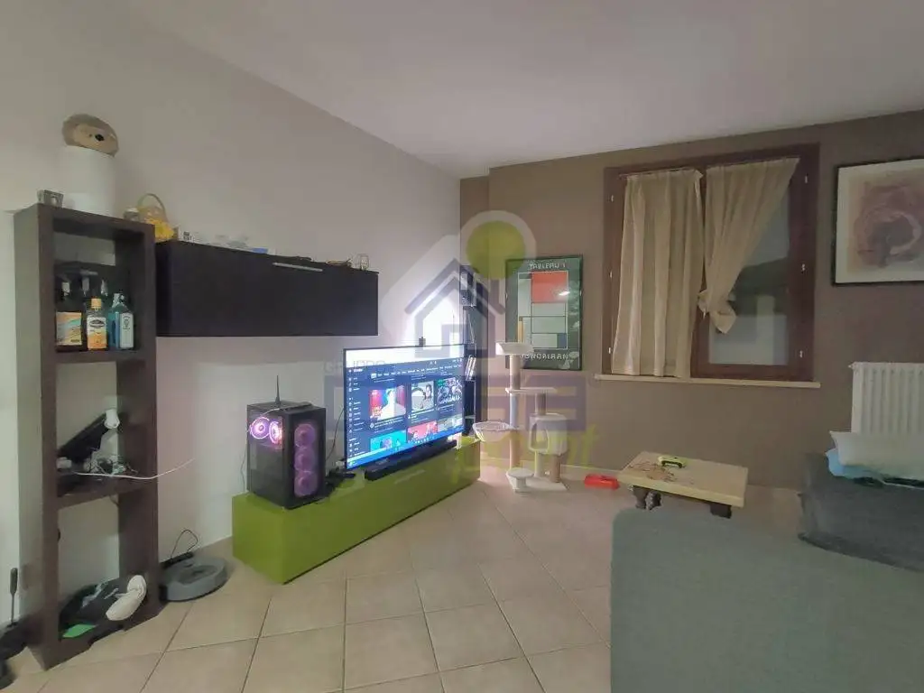 Trilocale via Tazzoli 15, Centro, Acquanegra sul Chiese - foto 4