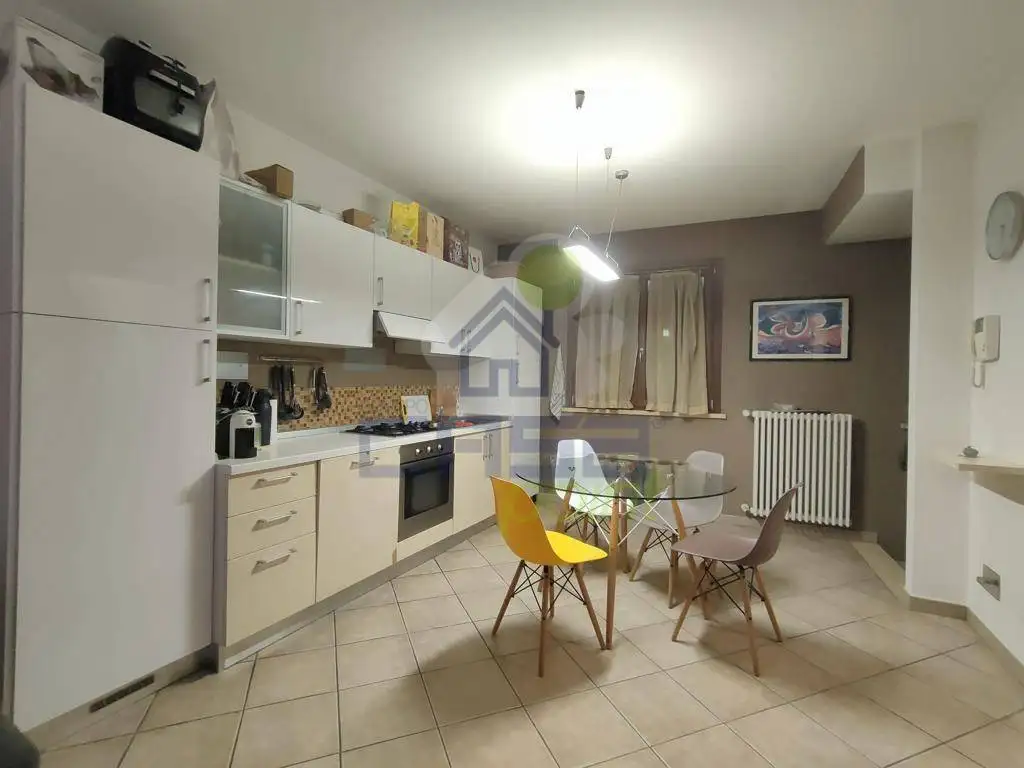 Trilocale via Tazzoli 15, Centro, Acquanegra sul Chiese - foto 5