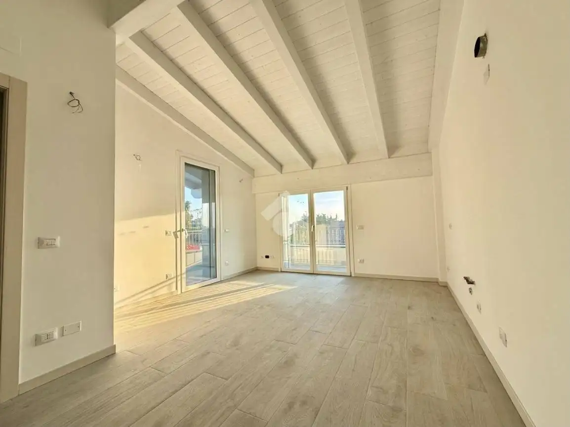 Appartamento in vendita a Carobbio degli Angeli