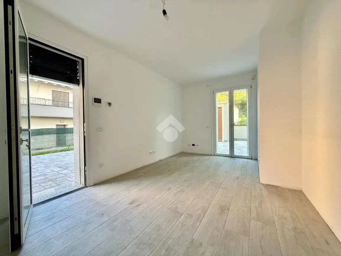 Appartamento in vendita a Carobbio degli Angeli