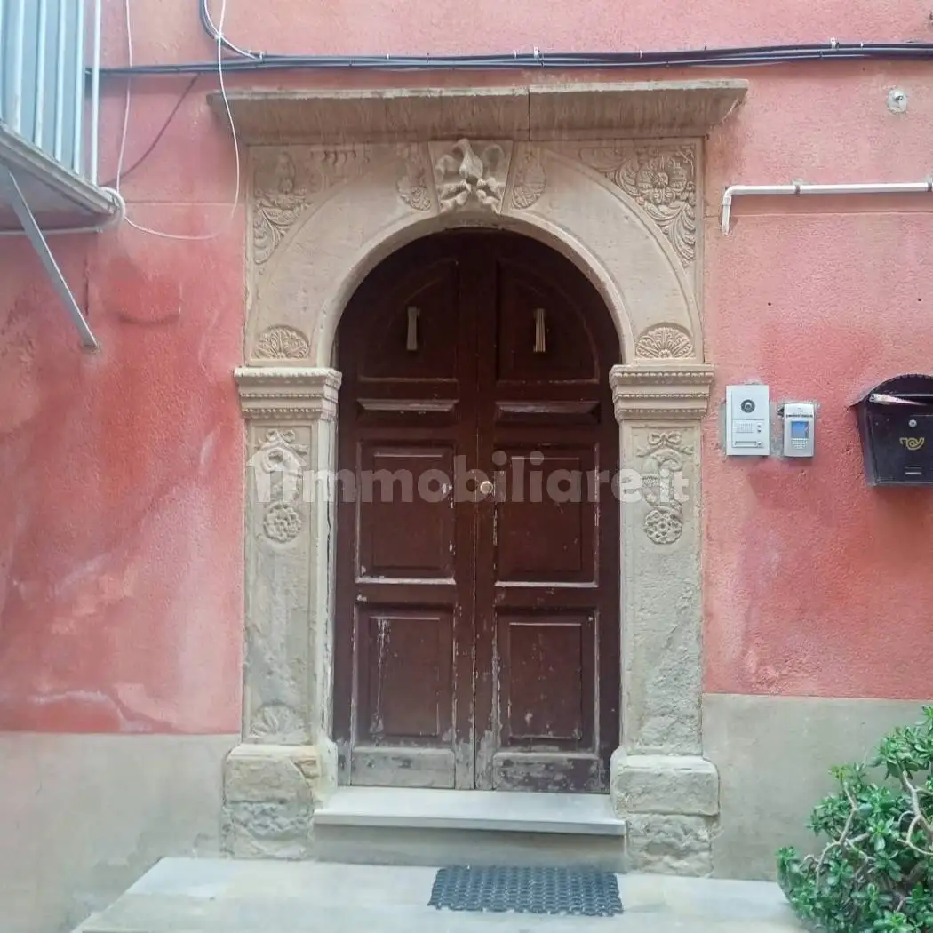 Appartamento in asta a Santo Stefano di Camastra