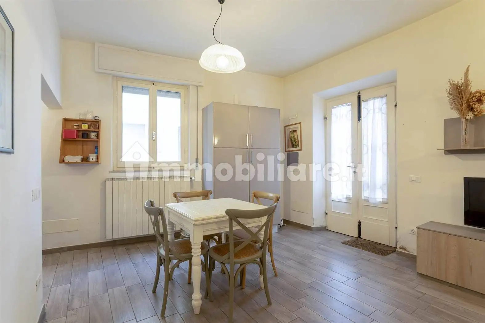 Casa indipendente in vendita a Campi Bisenzio