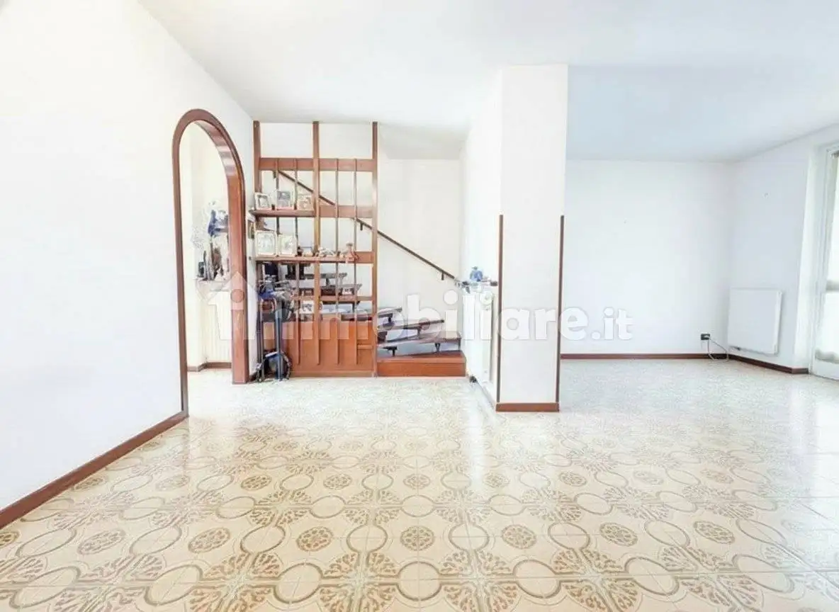 Villa a schiera via Trieste 46, Buguggiate - foto 2