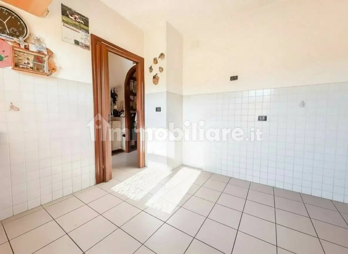 Villa a schiera via Trieste 46, Buguggiate - foto 5