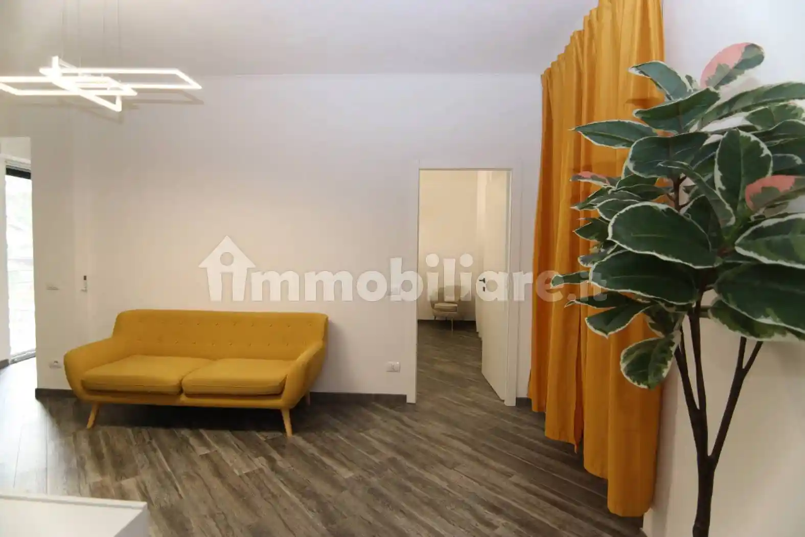 Quadrilocale via Gerolamo Cardano 6, Monte Olimpino, Como - foto 2