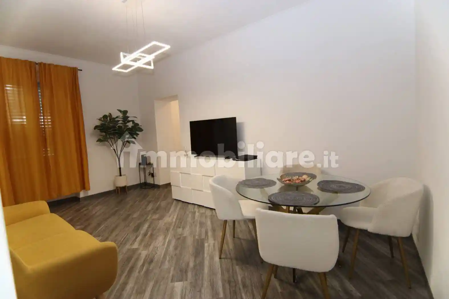 Quadrilocale via Gerolamo Cardano 6, Monte Olimpino, Como - foto 3