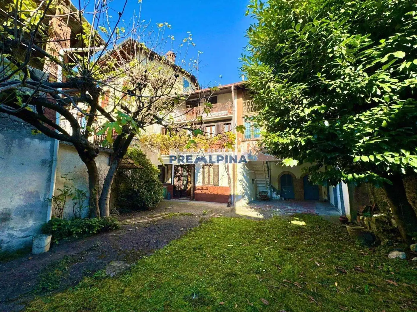 Casa indipendente in vendita a Vertova