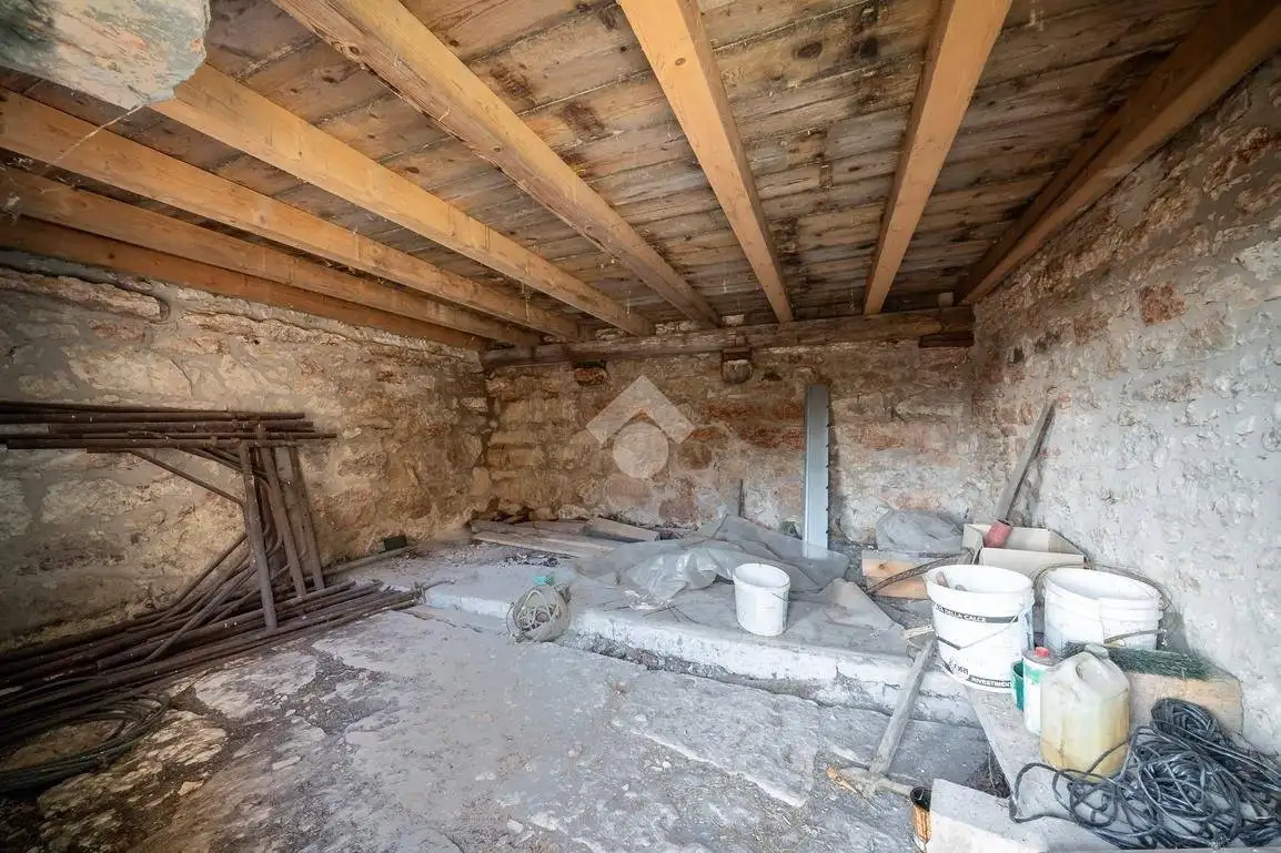 Rustico C.da Vilio, San Francesco, Roverè Veronese - foto 4