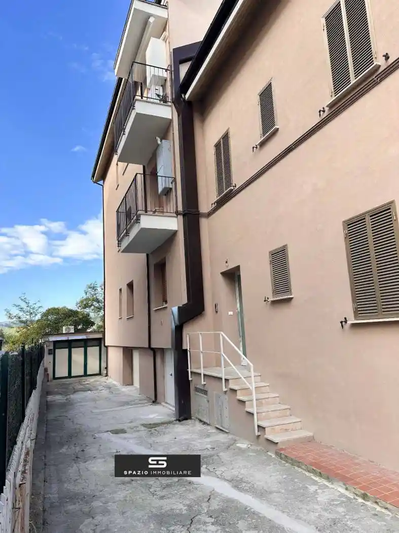 Palazzo - Edificio in Vendita - foto 2