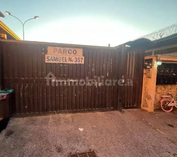 Appartamento in asta a Napoli