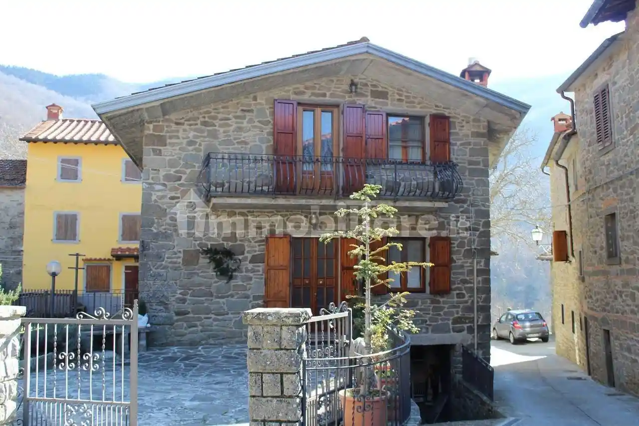 Casa indipendente in vendita a Bibbiena