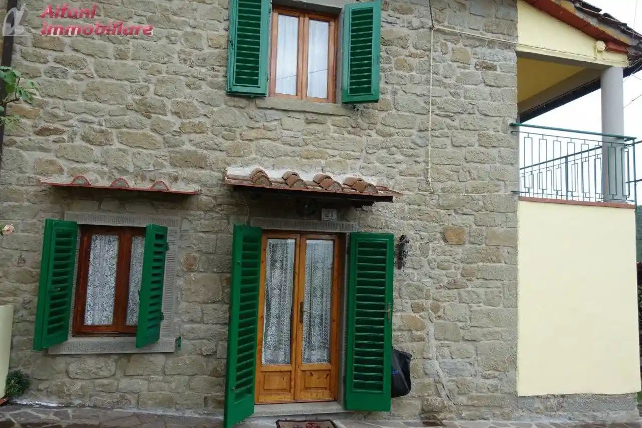 Casa indipendente in vendita a Castel San Niccolò