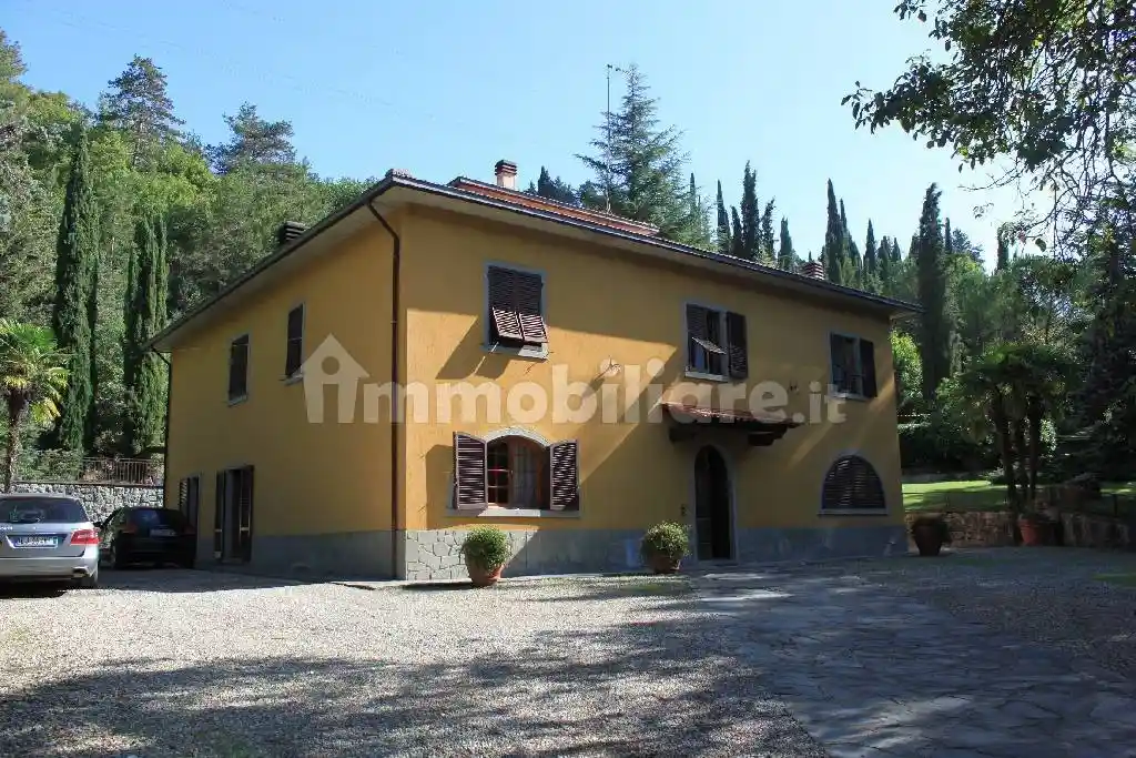 Villa in vendita a Chiusi della Verna