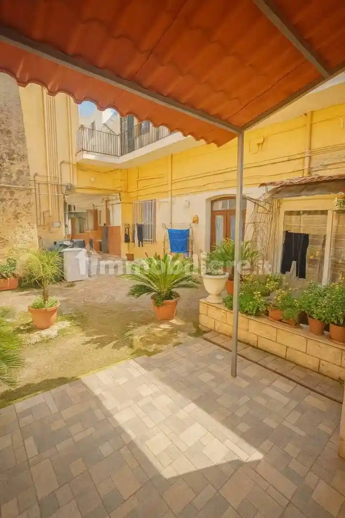 Villa unifamiliare via Bernardo Quaranta, 45, San Giovanni a Teduccio, Napoli - foto 5