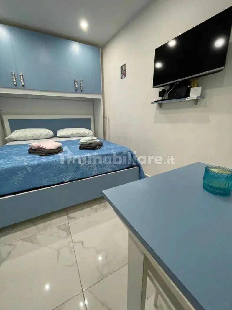 Appartamento in affitto a Napoli